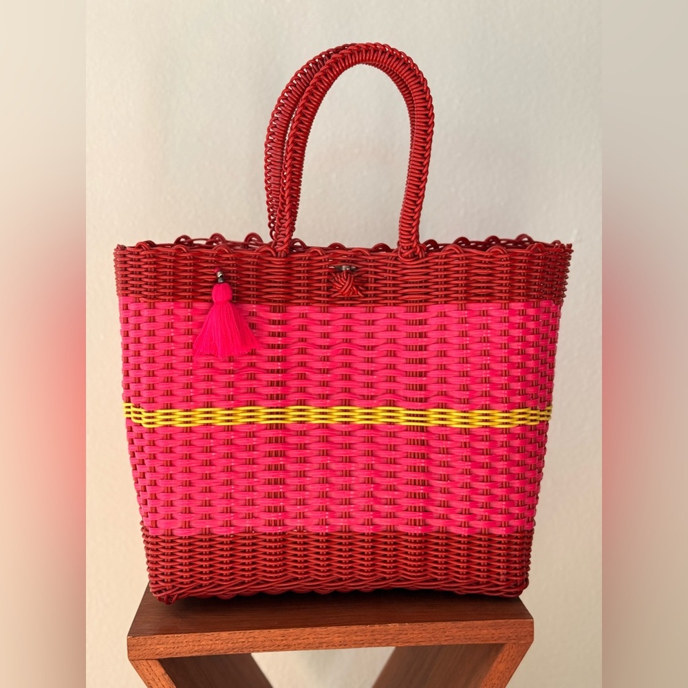 Vibrant Pink and Red Woven Tote Bag made of Recycled Plastic
